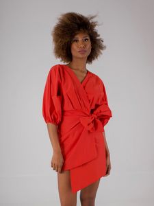 Oferta de Nasca Red Dress por $64995 en Review