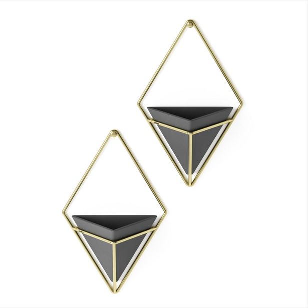 Oferta de Set X 2 Materas Triangulares Para Pared Negro por $47100 en Estra
