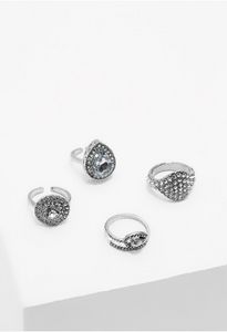 Oferta de Set de anillos brillantes x4 por $22450 en ELA