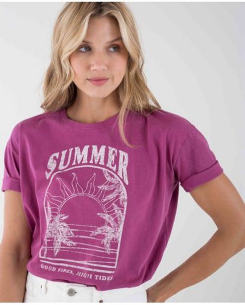 Oferta de Camiseta para mujer rosa manga corta con gráfico vintage por $79900 en Naf Naf