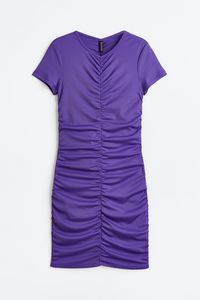 Oferta de Vestido drapeado de punto por $23900 en H&M