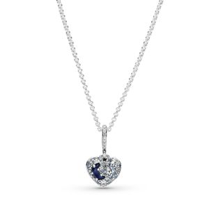 Oferta de Collar de Corazón con Estrellas y Luna Azul Brillante por $887000 en Pandora