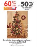 Oferta de En árboles, luces, adornos, muñecos y accesorios de Navidad en Metro